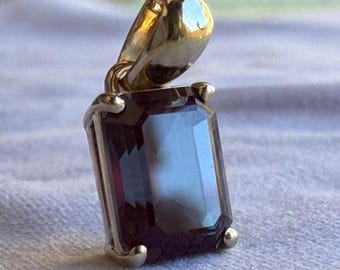 Alexandrite 14k Gold Minimalist Pendant For Necklace. Lab Grown Color Changing Last in Stock!
