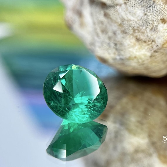 10mm Colombian Emerald Lab Grown Hydrothermal Round Cut. Last In Stock!