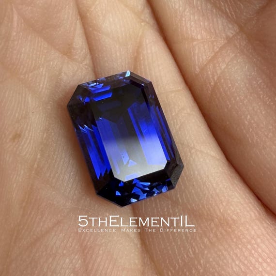 Royal Blue Sapphire Gemstone: Lab Grown Octagon Cut