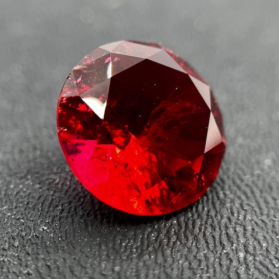 Red Beryl Bixbite Scarlet Emerald. Round Brilliant Cut Any Size. Top Quality Hydrothermal Lab Grown One of a Kind Gemstone. Unique Jewelry!