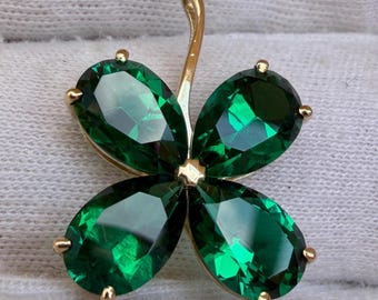 14k Emerald Four Leaf Clover Necklace Pendant. Hydrothermal Gemstone in Solid Gold.