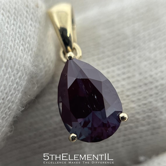 Alexandrite Minimalist Teardrop Pendant For Necklace. Color Changing Lab-Grown Gemstone In Gold Or Silver.