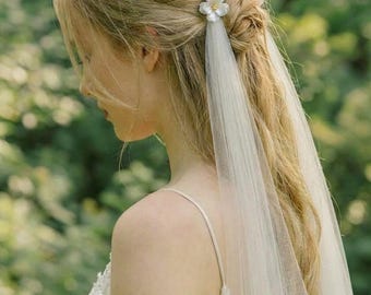 Bridal Draped Wedding Veil, Pearl Flower Veil, Modern Boho Bridal Veil, Minimalist Back Detail Veil