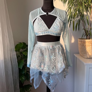 READY TO SHIP // size s/m // Blue fairy outfit, Beautiful fairy outfit, Rave Set , Iridescent outfit Size S