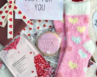 Letterbox Care Package For Women - Birthday Hamper For Her - Valentines, Mothers Day, Hug In A Box, Mum To Be, New Mum