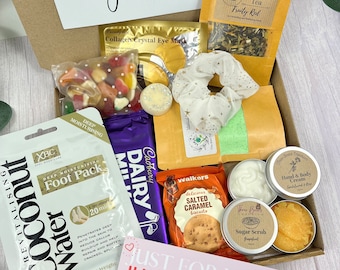 Huge Cosy Hug in a Box Gift | Treat Box | Letterbox Gift |Get Well Soon Gift Box |Thinking of you care Package For Her |Pick me up With Love