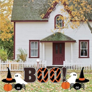 You've Been Booed Yard Sign -Boo! in Chevron Pattern + Halloween Accessories, 12pc Halloween Yard Art, Yard Card Lawn Sign Set
