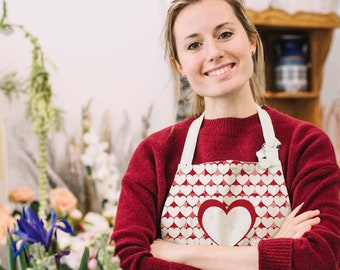 Cotton Polyester Heart Kitchen Apron with Pockets - 30in x 24in