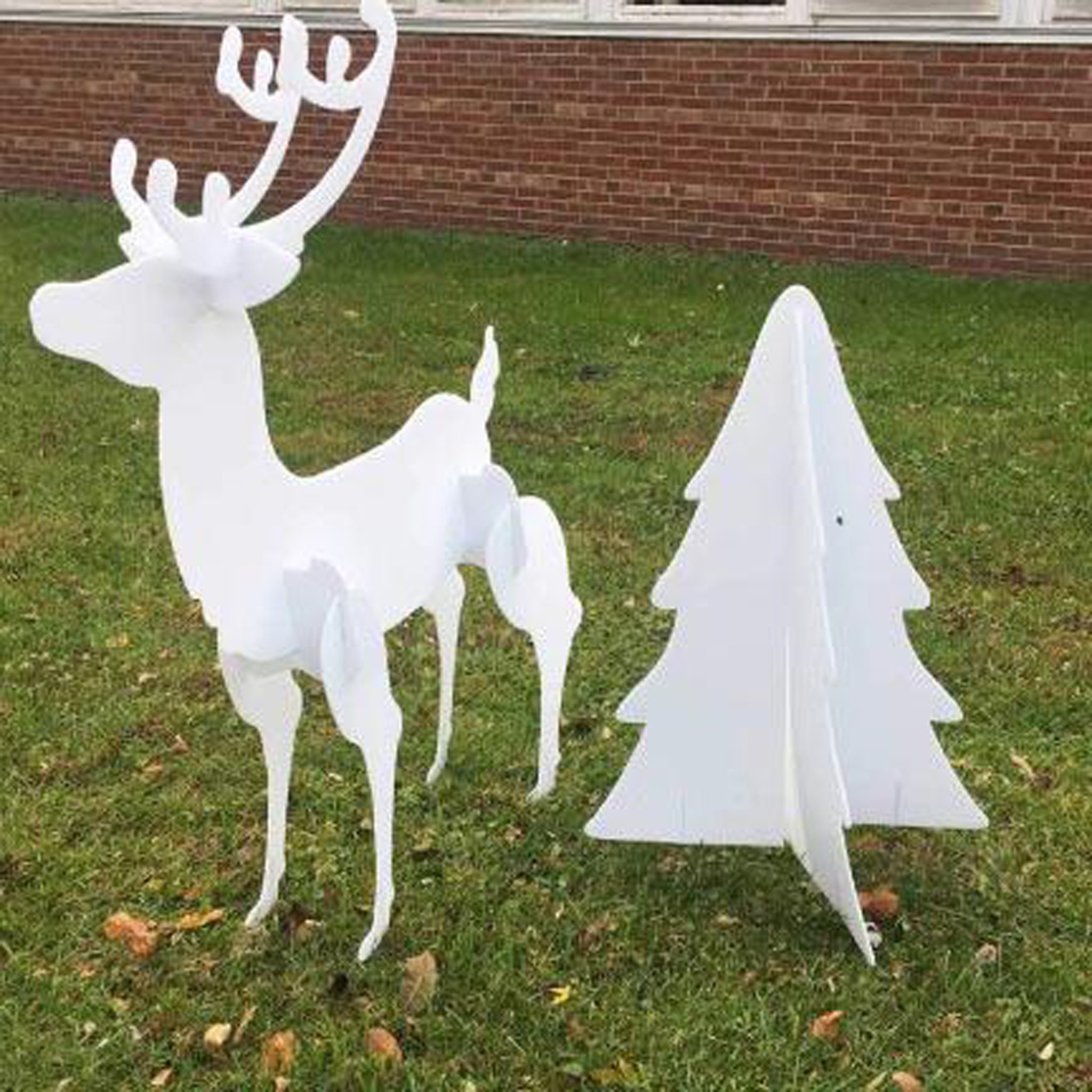 7.5h Flat Plastic Hanging Christmas Ornaments 14pc Christmas Yard Art Yard  Card Lawn Sign Set NOT 3D 