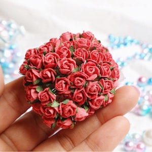 Papieren bloem moerbei, lichtrode roos moerbei, mini roze bloem, papieren bloem, roze bloem, doe-het-zelf ambachten, roos