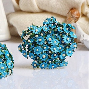 10 mm. 100 pz.Fiore di carta di gelso,Margherita blu di gelso,Mini margherita,Fiore,Fiore di carta,Fiore di margherita,Artigianato fai da te,Biglietto di nozze fai da te