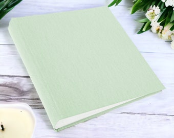 Álbum de fotos tradicional encuadernado en libro de 30 cm x 31 cm / Páginas intercaladas con papel de celofán / Álbum de fotos liso en blanco para hacer uno mismo / 50 páginas / 100 caras / Verde