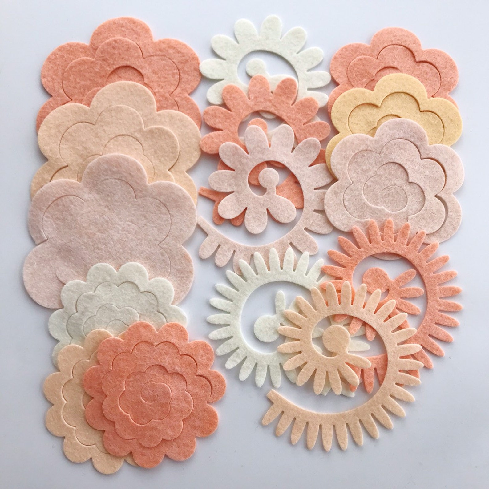 Peekaboo Peach Felt Flower Set Wool Blend Felt Flowers DIY Etsy