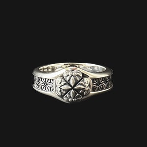 Japanese Lucky Clover Katana Ring | Silver Statement Ring | Kamon Ring | Japanese Style Ring | Samurai Ring | Floral Ring | Handmade Ring