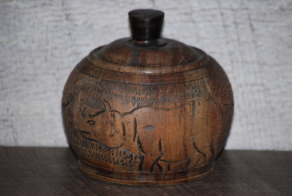 African Carved Wooden Lidded Pot / Trinket Dish