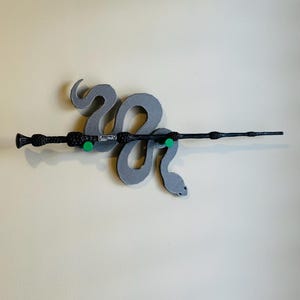 Snake Wand Wall Mount: Magic Wand Display Holder