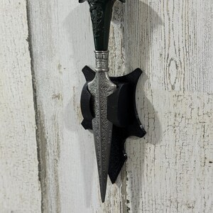 Wall Mount for Bellatrix Lestrange Dagger - Harry Potter Noble Collection Prop Replica Display Holder