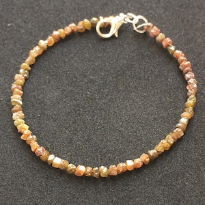 Bracciale con diamanti grezzi verdi, bracciale con diamanti non tagliati in argento naturale in argento 925, gioielli fatti a mano da donna, regalo per lei
