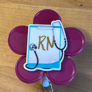 RN badge holder/nurse badge reel