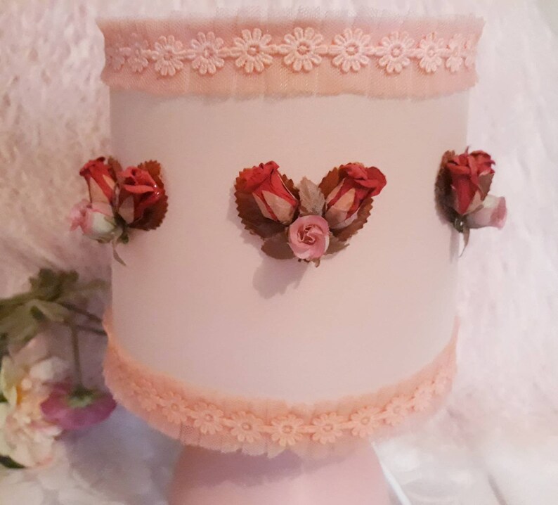 Apricot Daisy and Country Roses Table Lamp