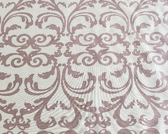 Estampa real em ameixa opala e verde esmeralda em tecido de seda crua perfeita para cortinas, roupas de cama, decoração de casa, roupas, casamentos, talheres, artesanato.