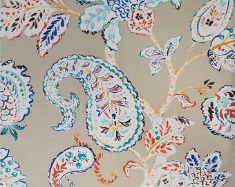 Muitas CORES tornam este padrão impresso tradicional MODERNO e fresco, perfeito para cortinas, estofados leves, roupas de cama, roupas, talheres, etc.