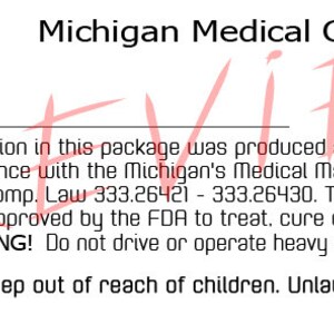 MICHIGAN Green Cross Medical Sticker for Prescription Medical Weed Marihuana Marihuana Marihuana Marihuana Cannabis 420 Identifier Etiquetas descargables