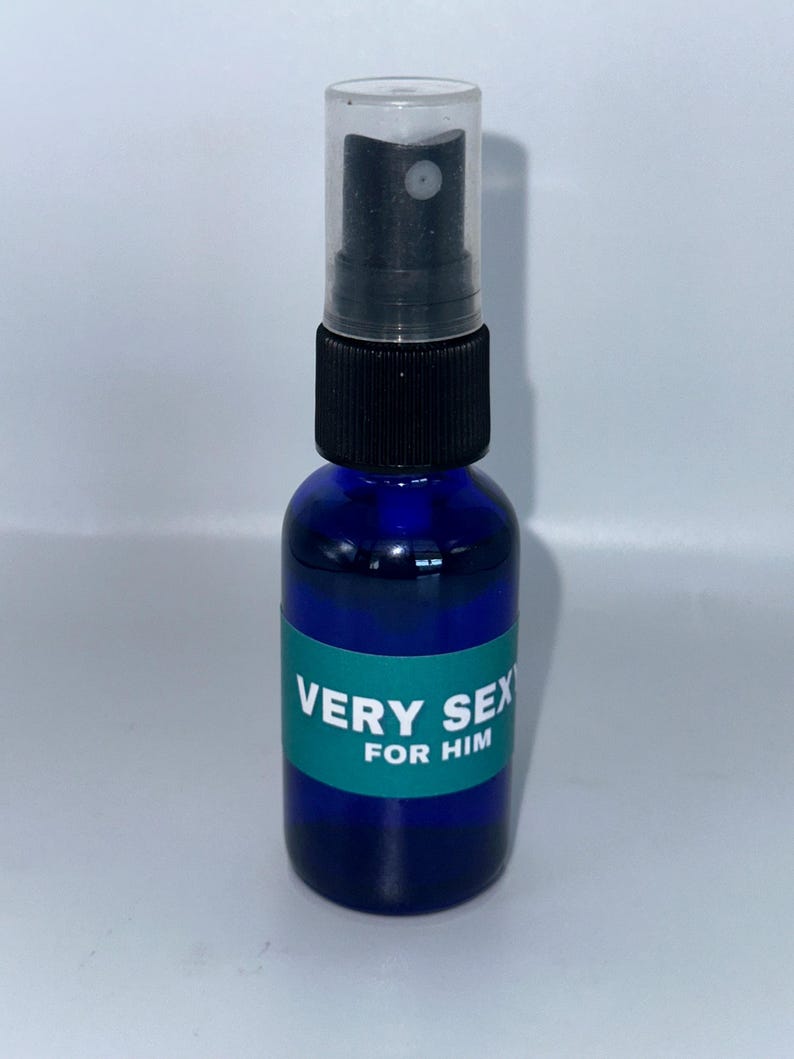 Very Sexy Candle & Spray Gift Package image 6