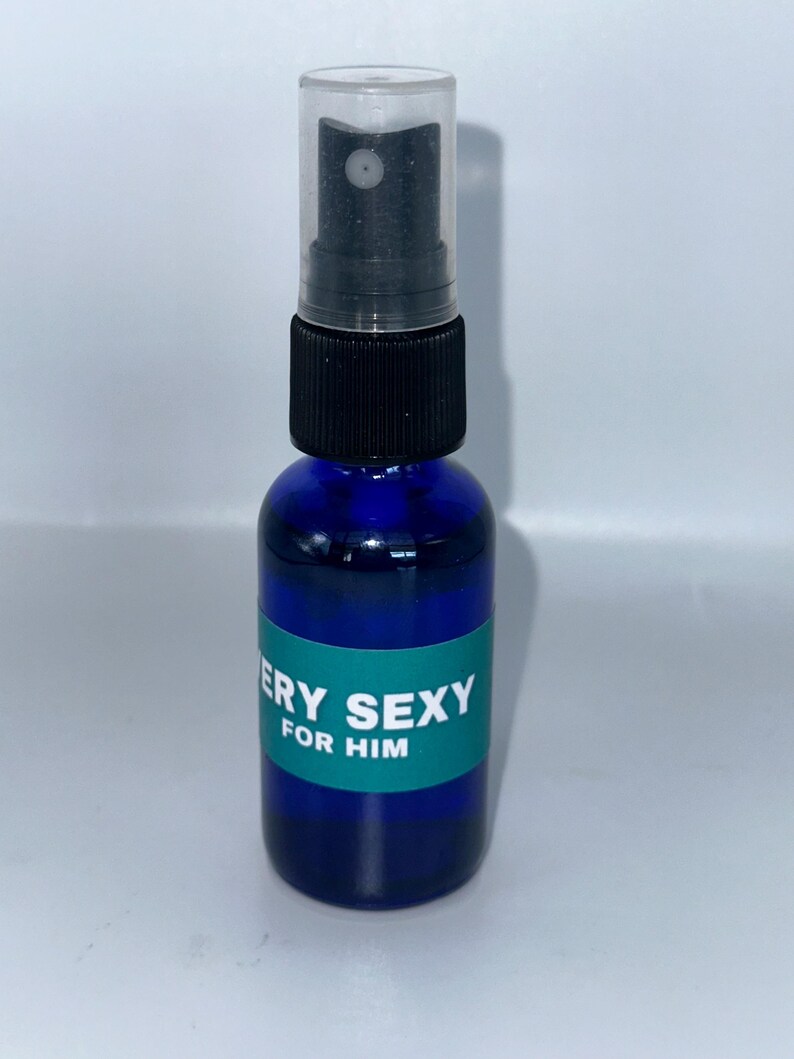 Very Sexy Candle & Spray Gift Package image 8
