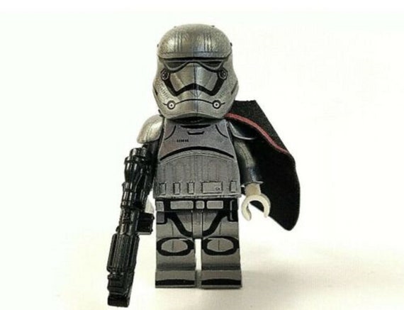 Captain Phasma Collectable Minifigure - Etsy