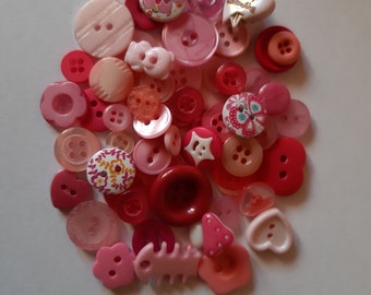 assortiment de 60 boutons roses scrapbooking