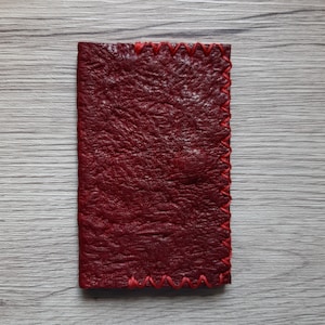 porte-carte en cuir fantaisie minimaliste
