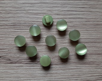 10 boutons vert nacré à pied 10 mm