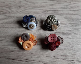 petite broche boutons multicolores