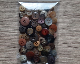 assortiment de 100 petits boutons marrons scrapbooking