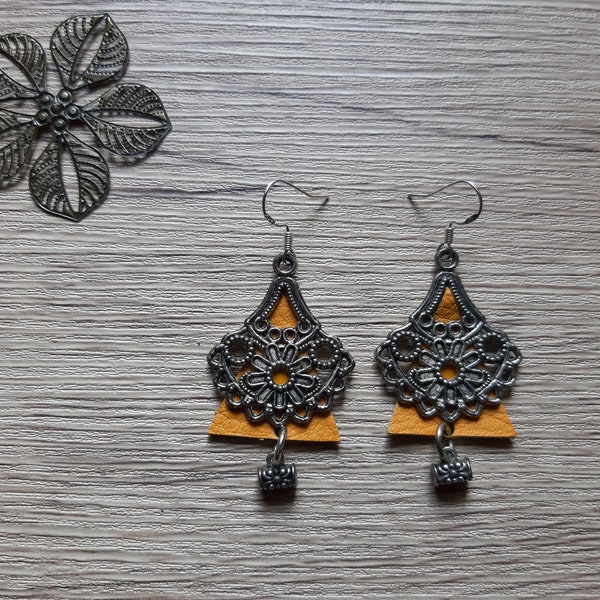 boucles d'oreilles en cuir style oriental