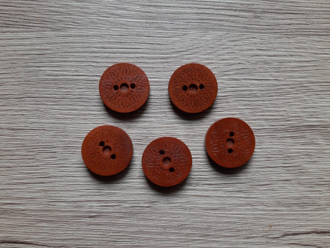 Lot De 25 Boutons En Bois Diamètre 1,8 Cm - N°22 Couleur Bleu - Occasion - Origine France