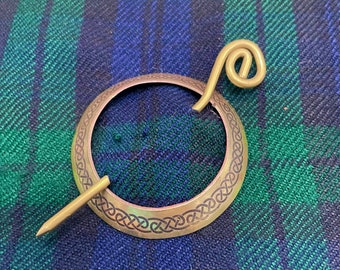 Brass Celtic Knot Penannular Brooch Kilt Pin Fly Plaid Cloak Clasp