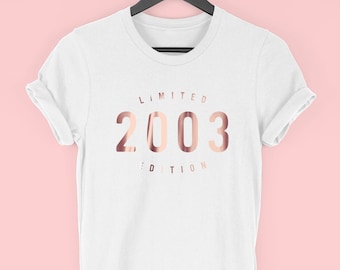 T-shirt per il 21° compleanno da donna nel 2024, T-shirt del 2003, regalo per il 21° compleanno per le donne, Top in edizione limitata 2003 per lei, di Mr Porkys™