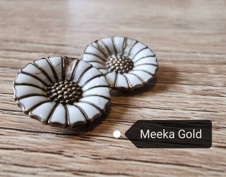Denmark Silver and White Enamel Anton Michelsen Vintage Daisy Design Earrings 8g