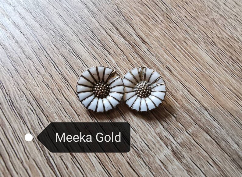 Denmark Silver and White Enamel Anton Michelsen Vintage Daisy Design Earrings 8g