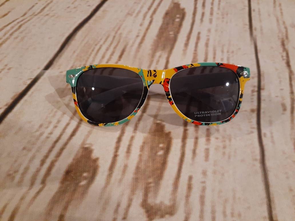 Paint splatter inspired sunglasses Paint Splatter Oversized Shield Sunglasses Set main image 4
