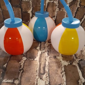 Beach ball cups