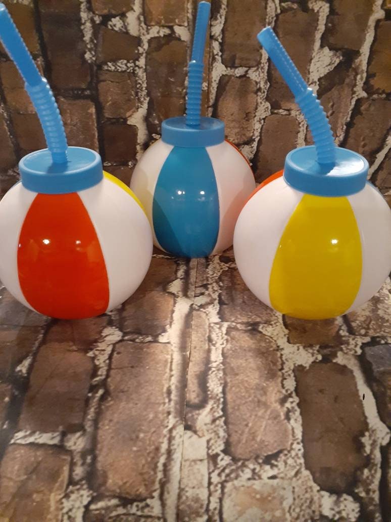 Beach ball cups