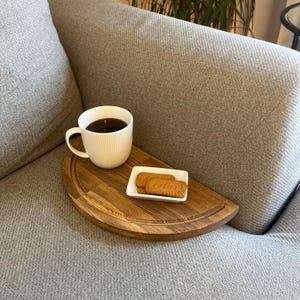 2-Piece Foldable Sofa Tray Table Set – Wooden Couch Arm Snack Holder – Space-Saving Half Moon Sofa Armrest Tray