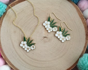 Enamel Flower Necklace and Earring Set – Gold Plated Hawaiian Jewelry