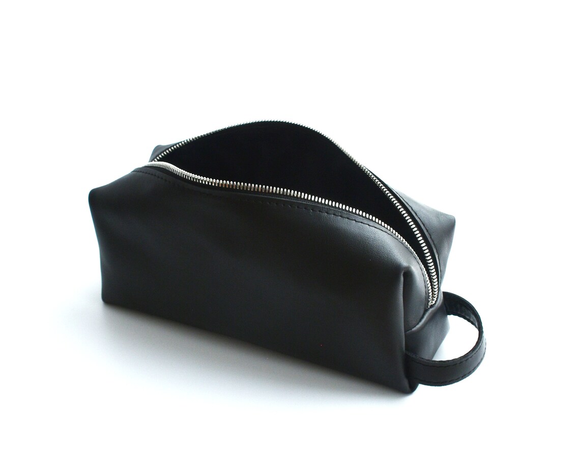 Small genuine leather men's toiletry bag for him Black | Etsy