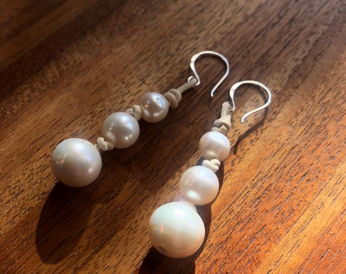 Freshwater pearl earrings