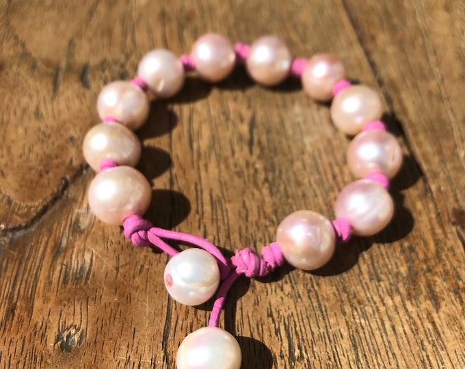 Big pink Freshwater pearl bracelet