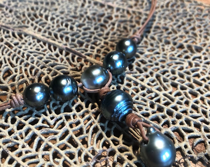 Tahiti pearl necklace